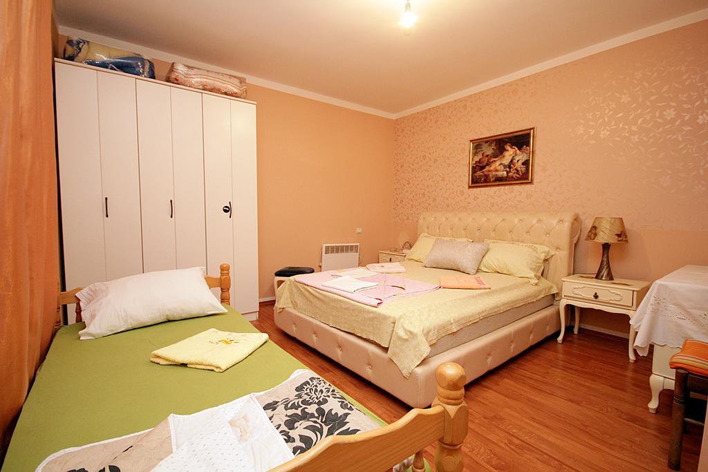 Apartmani Stari Grad Sutomore Kamer foto